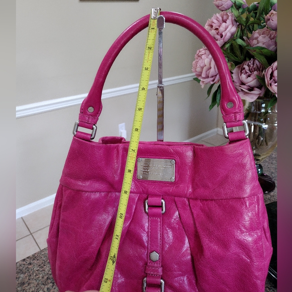 Marc by Marc Jacobs Dr. Q Lil Riz shoulder bag in Pink leather - Picture 15 of 17